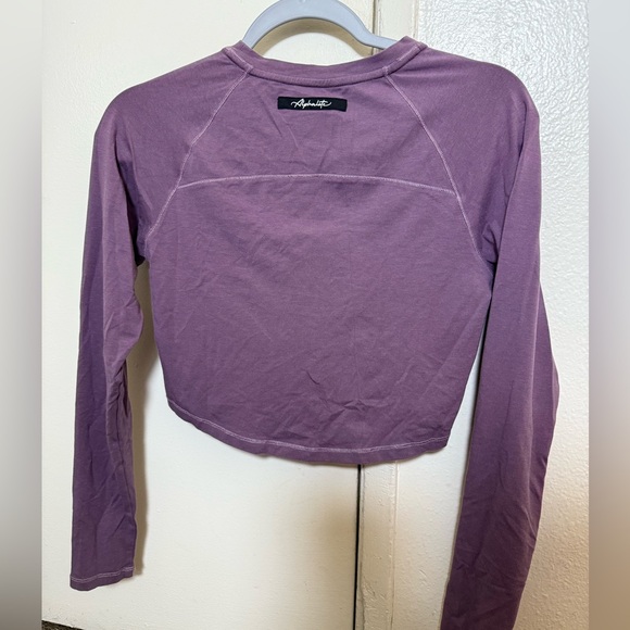 Alphalete Long Sleeve Tees - Black, Orange, Purple - Picture 3 of 5